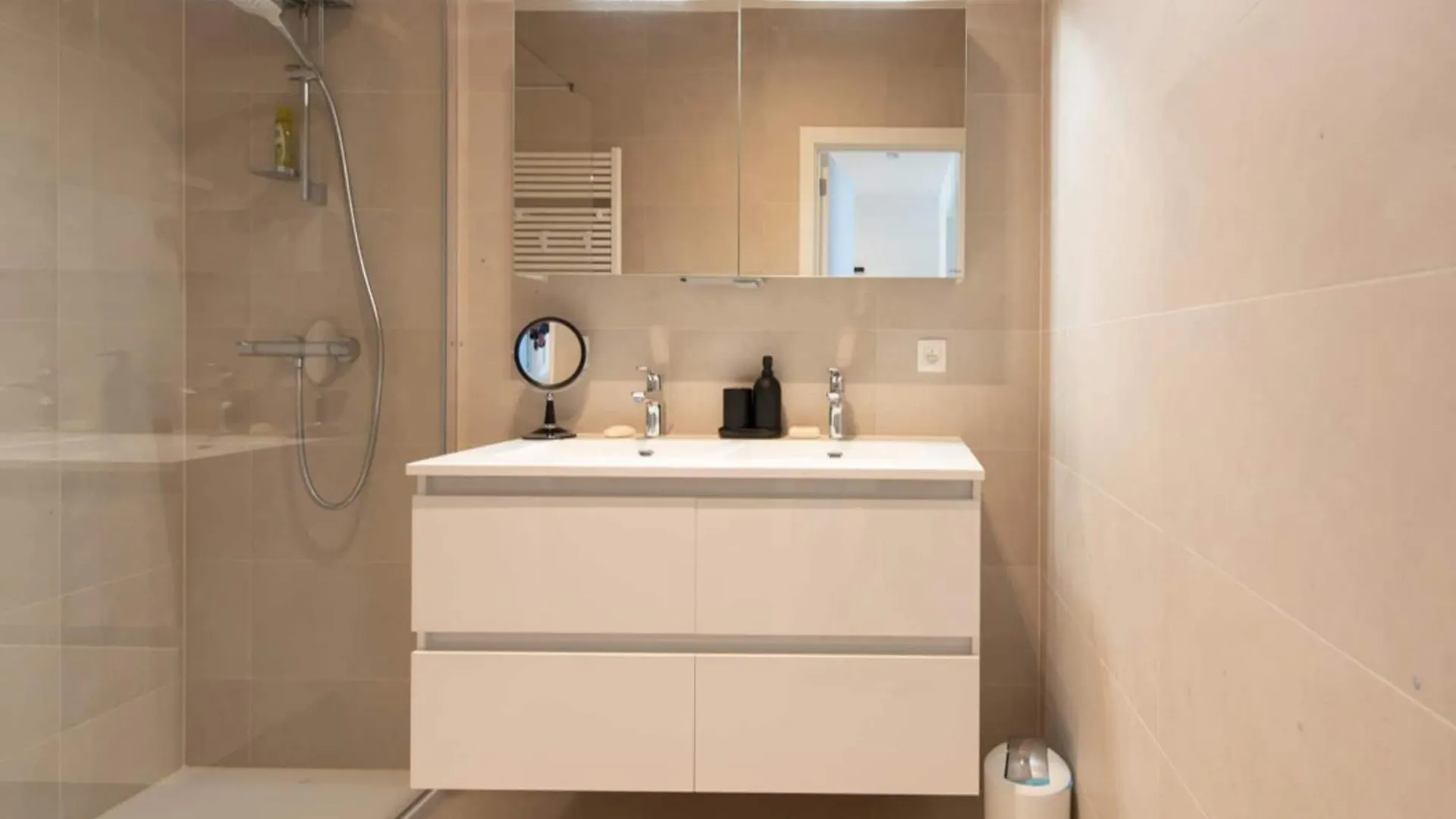 Pretty Apartment With Balcony Ostend