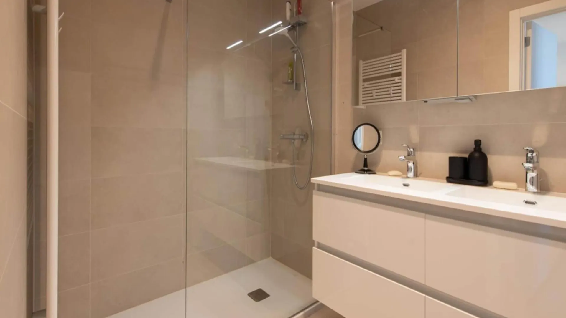 Pretty Apartment With Balcony Ostend