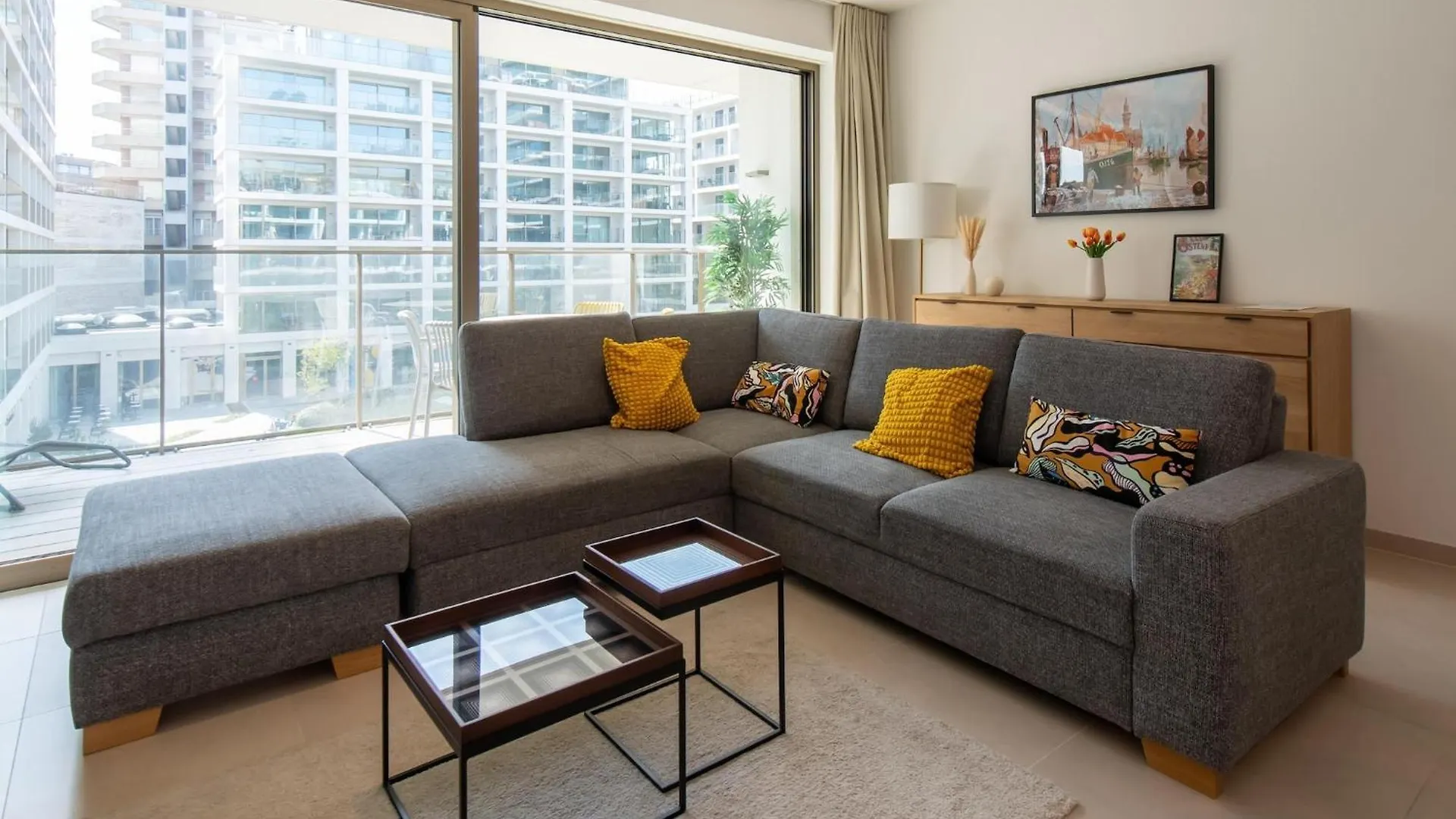 Pretty Apartment With Balcony Ostenda