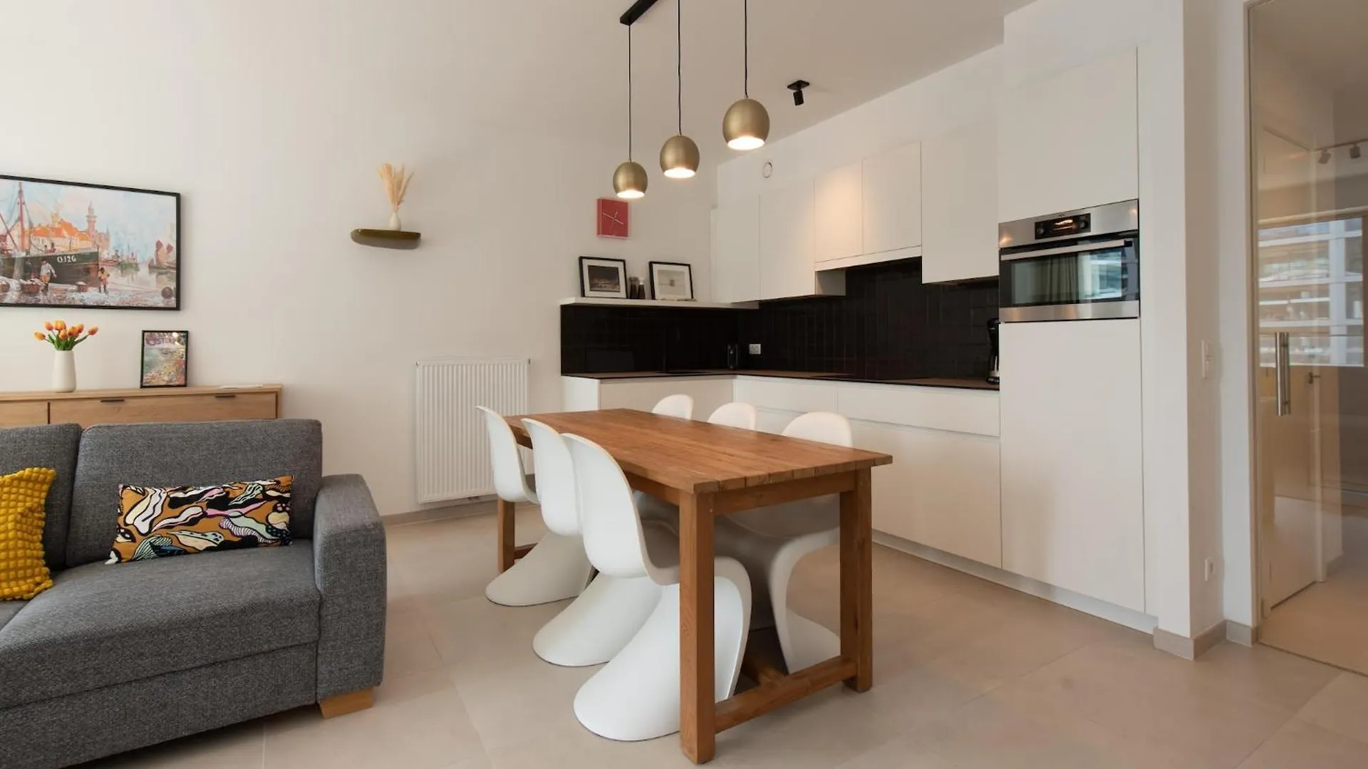 Pretty Apartment With Balcony Ostende