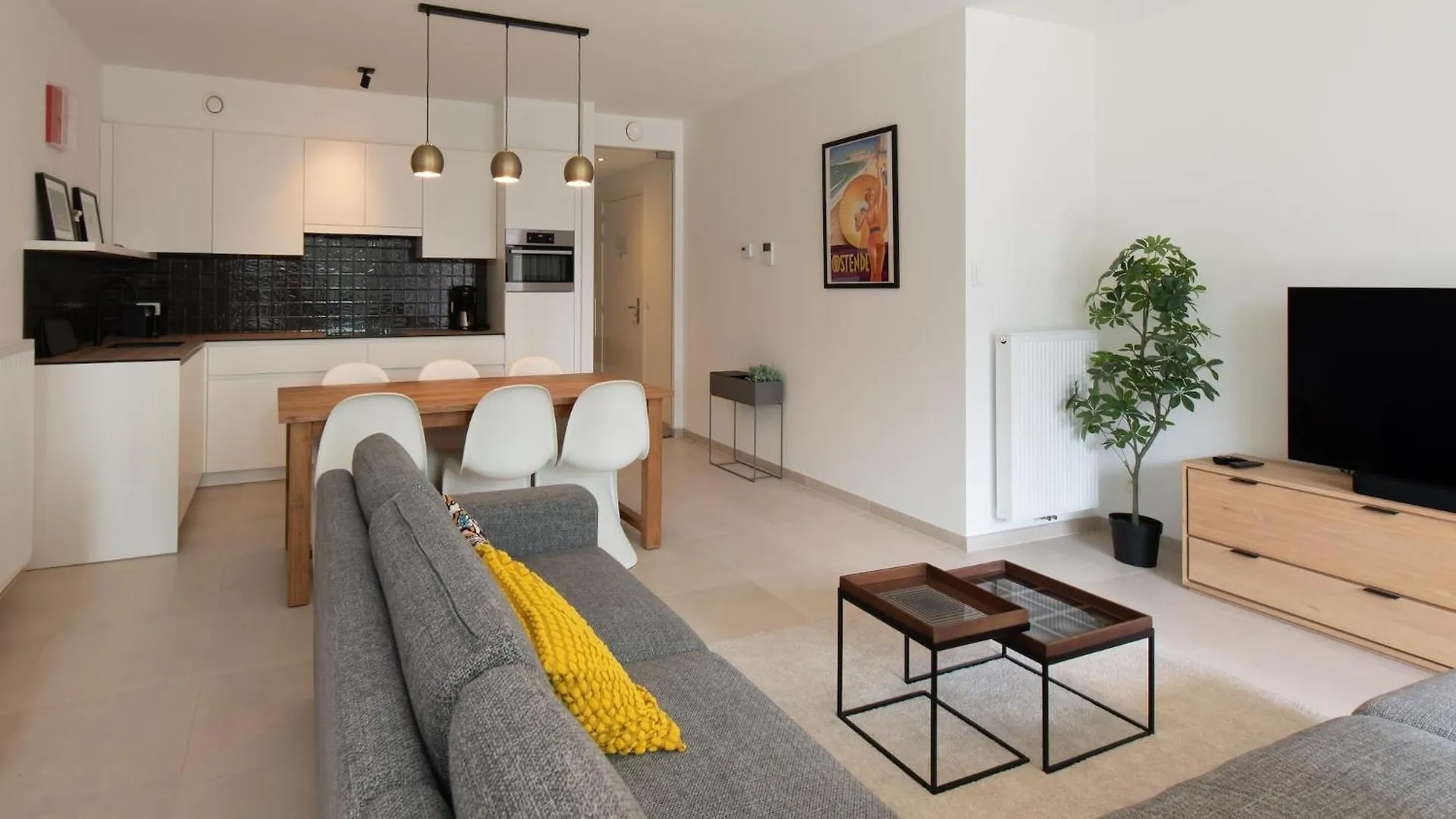 Pretty Apartment With Balcony Ostende